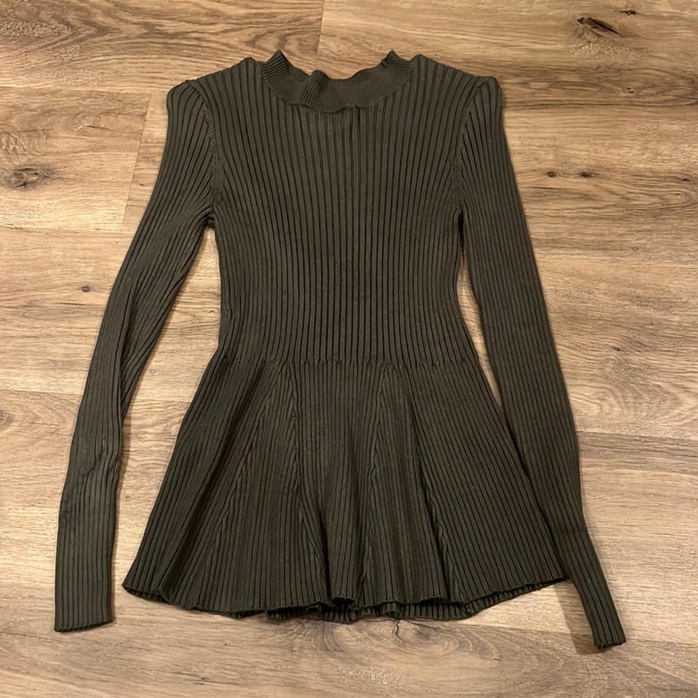 Venus green ribbed long sleeve peplum blouse